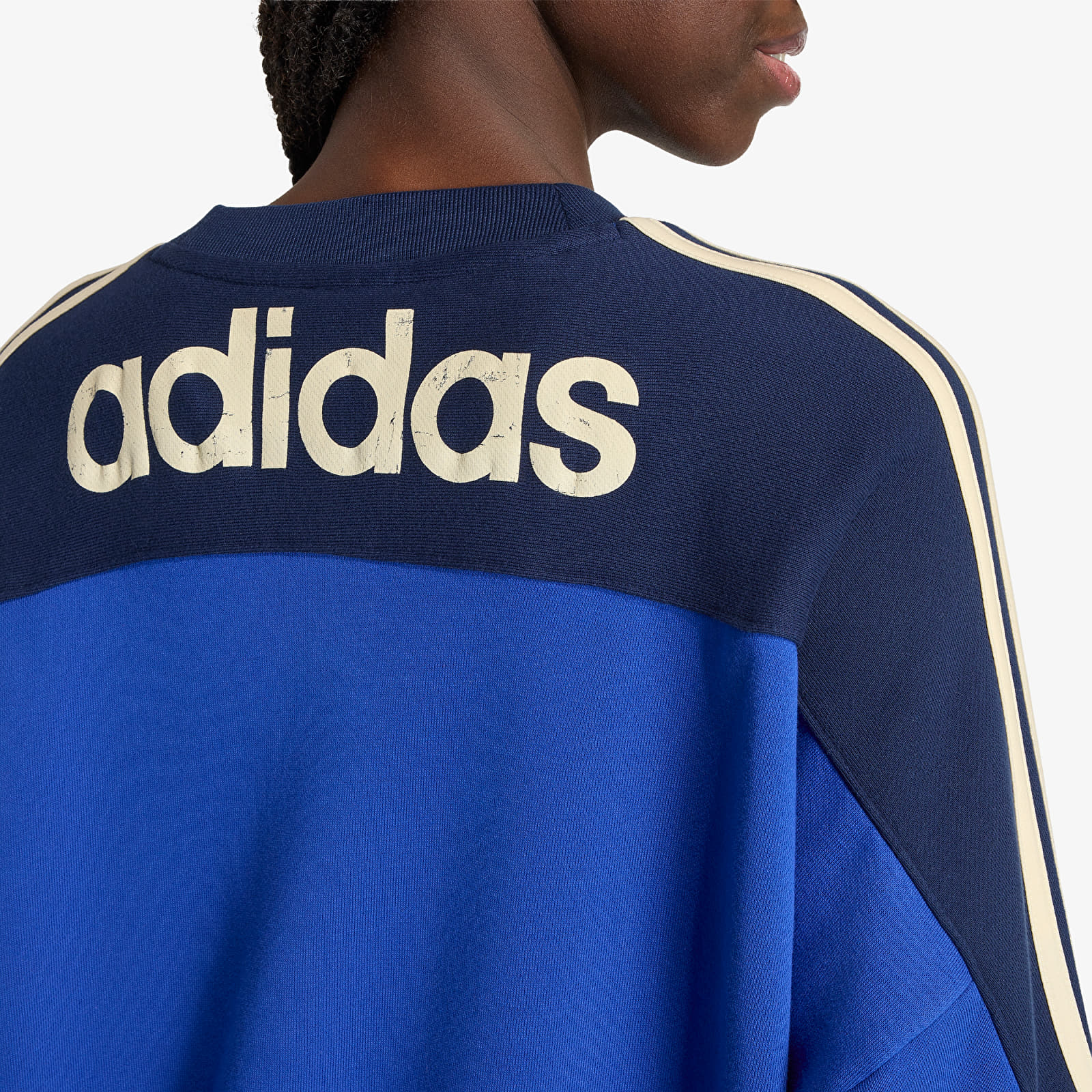 Hoodies für Frauen adidas Graphic Crew Bold Blue/ Night Indigo