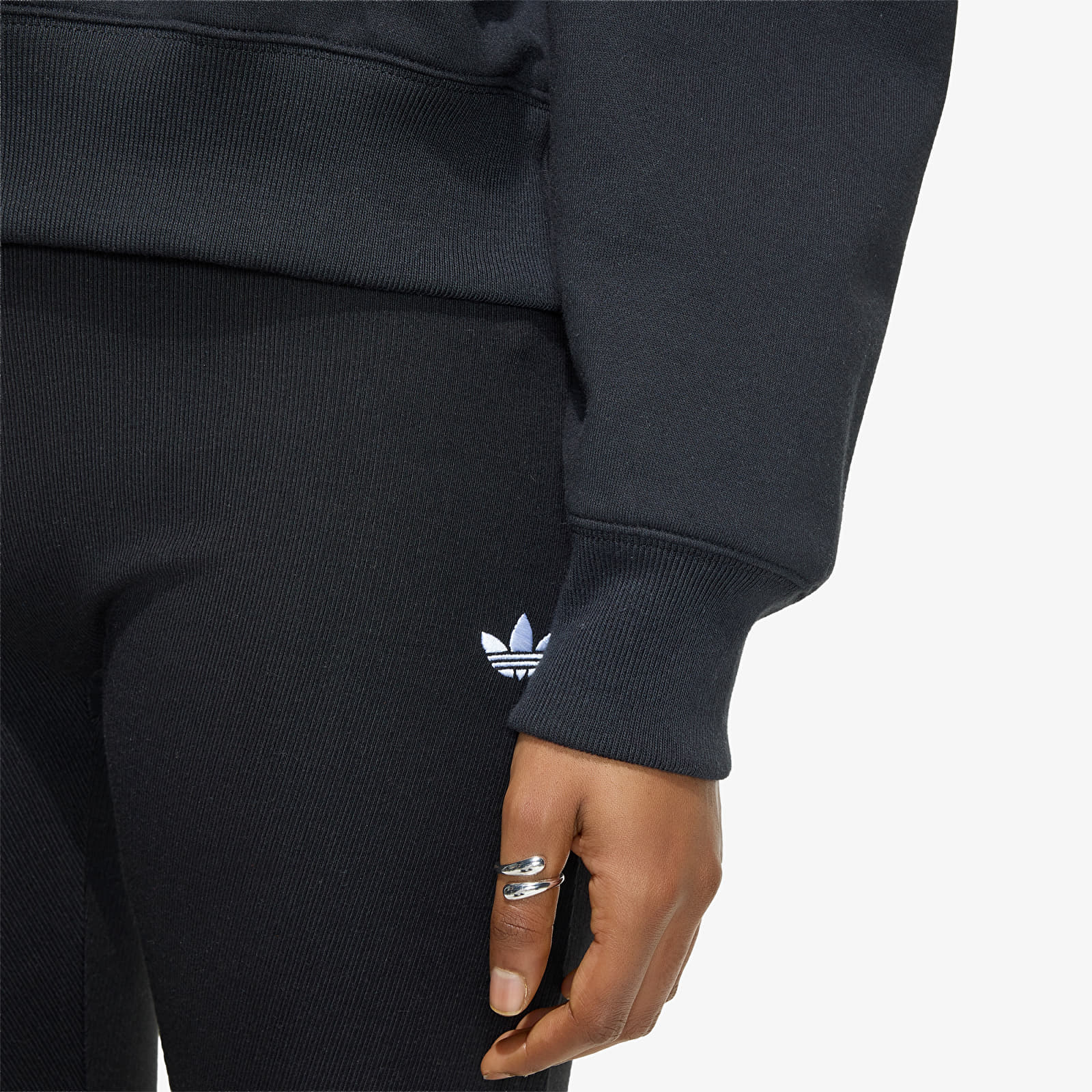 Nachhaltig / Sustainability adidas Ess Crw Lo Black