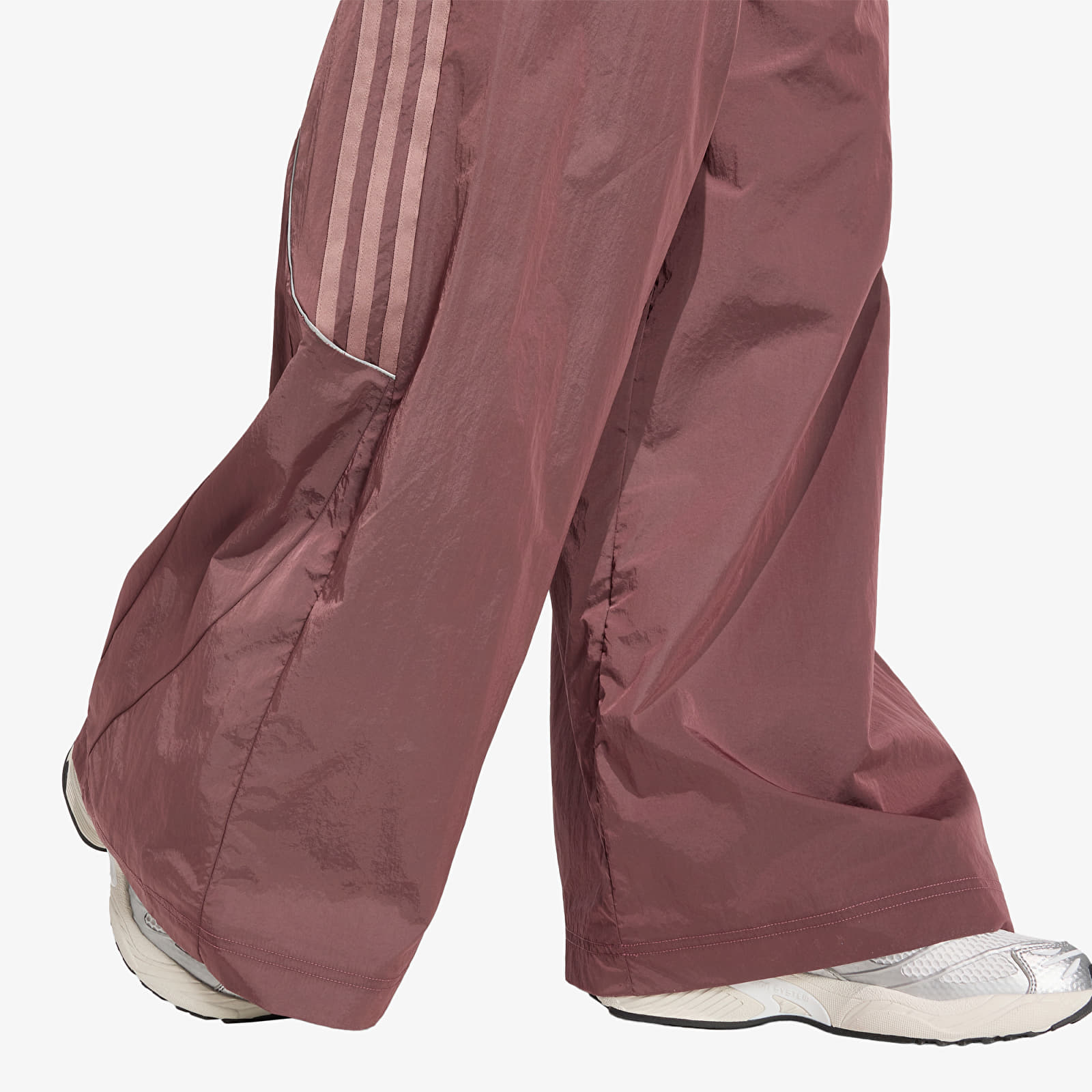Women's sweatpants adidas Teamgeist Tp Quiet Crimson/ Reflective Silver/ Wonder Oxide