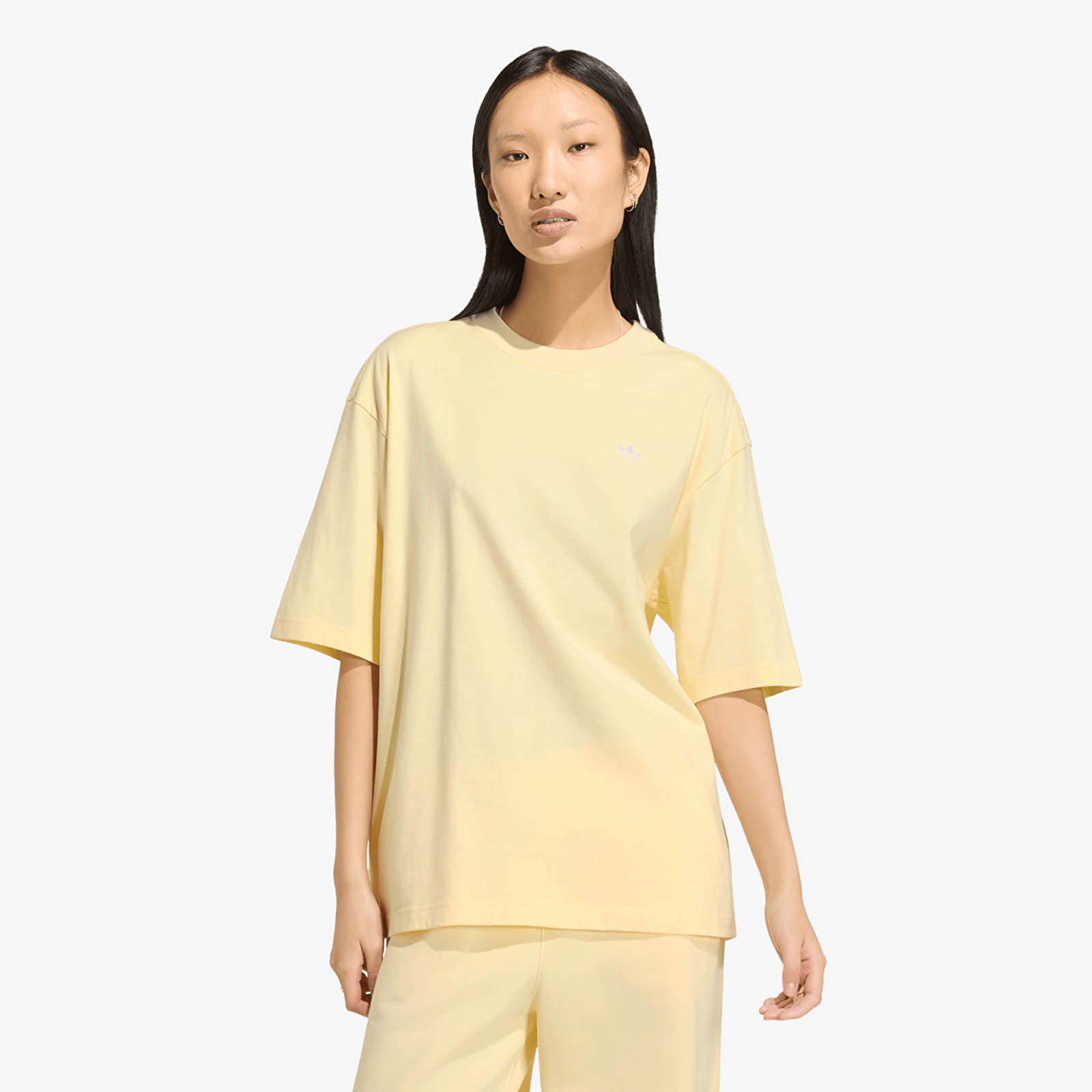 T-Shirts adidas Ess Tee Os Warm Vanilla