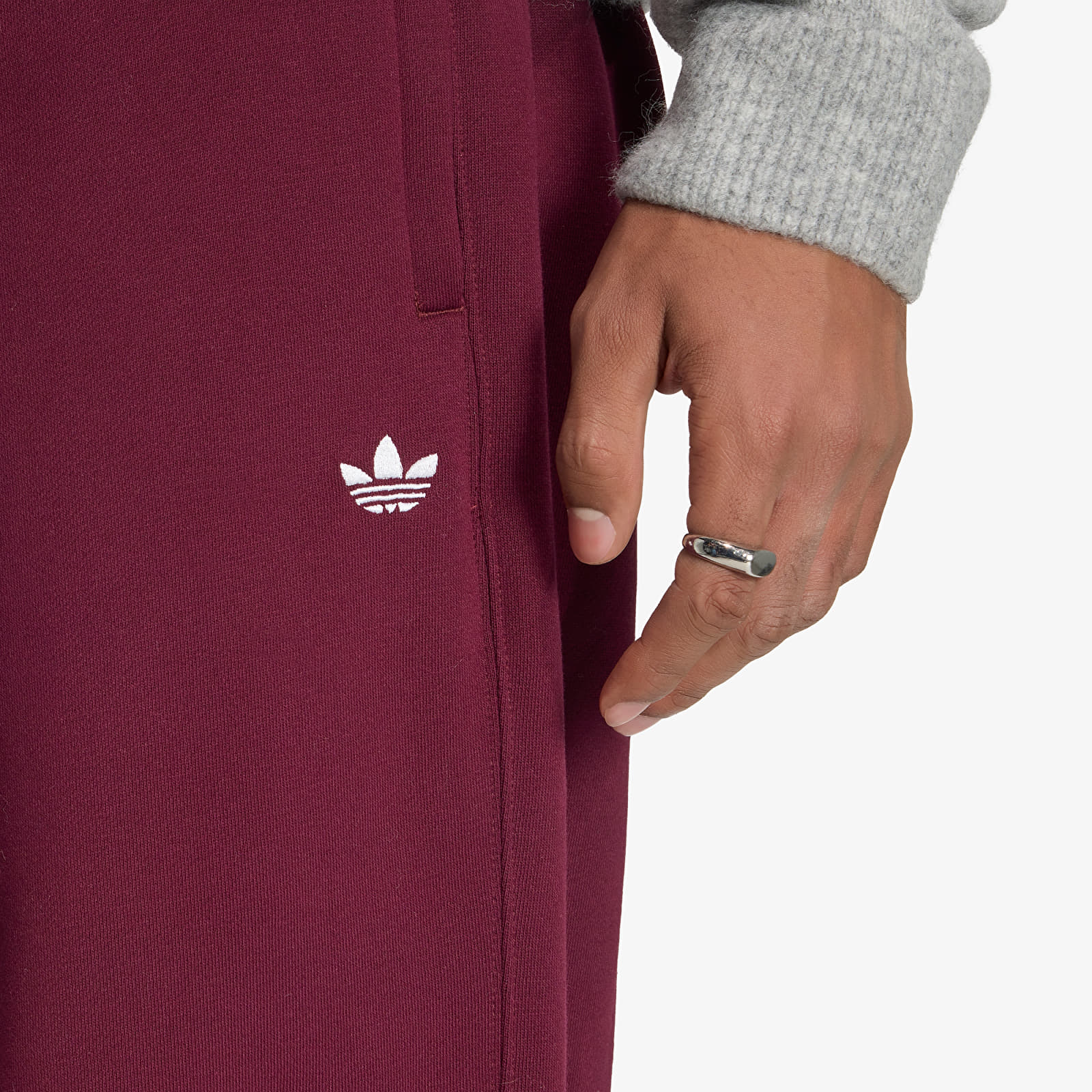 Men's sweatpants adidas Ess Loose Pt Maroon