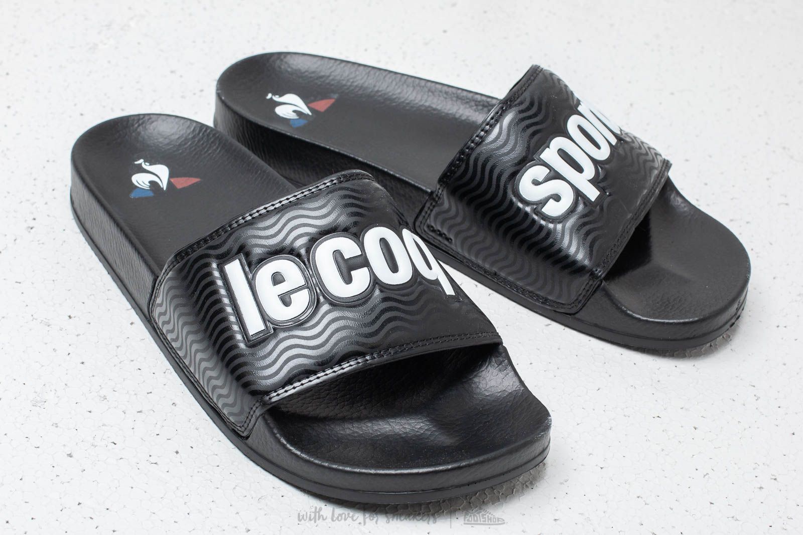 Le coq sportif slippers 2025