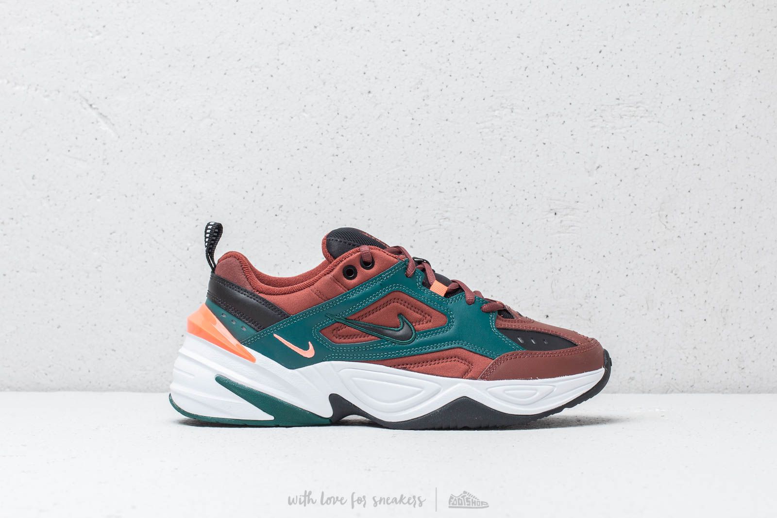 Nike m2k tekno shop marron