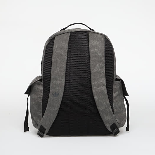 best carry on backpack laptop 40 KROSER Black 17.3 Inch 40L Travel Backpack