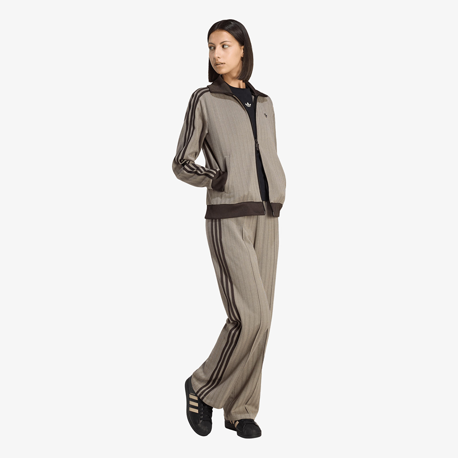 Hoodies and sweatshirts  adidas Classic Tt Light Brown