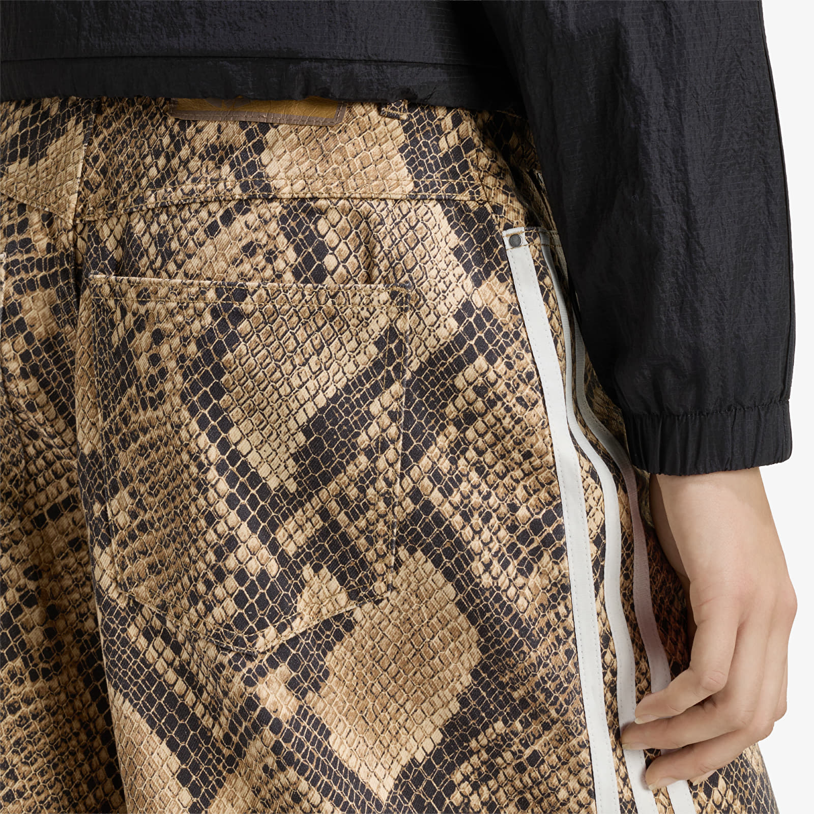 Shorts adidas Snake Print Denim Bermuda Shorts Linen/ Magic Beige
