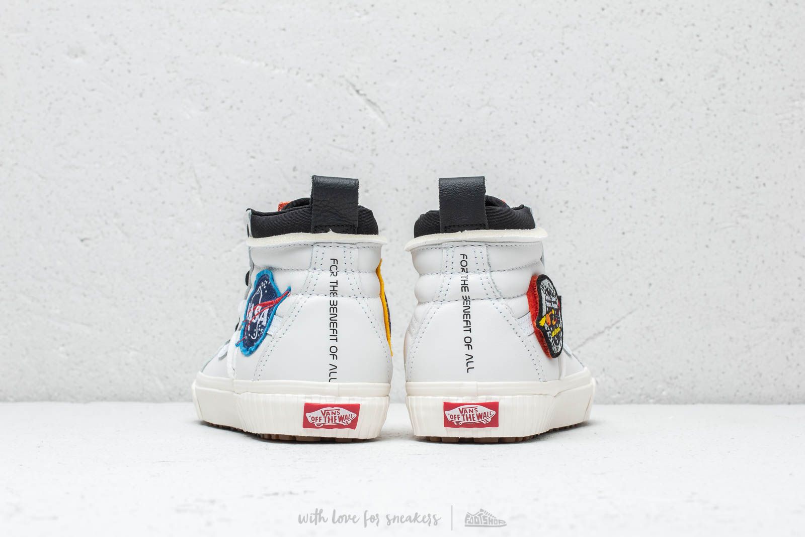 Vans voyager sk8 hi on sale
