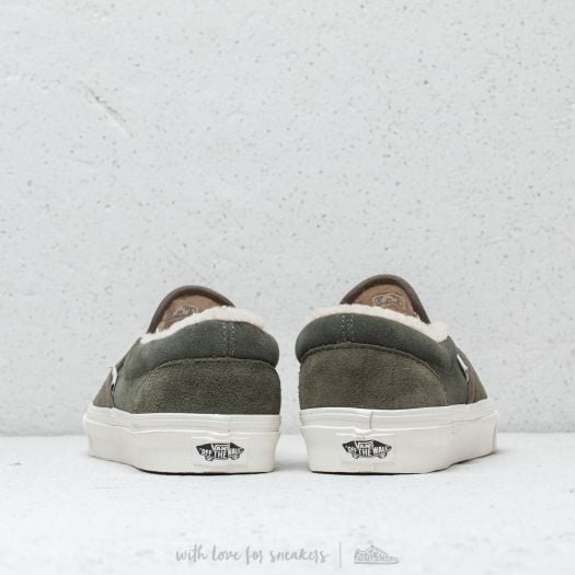 Vans suede slip on sherpa deals grape leaf