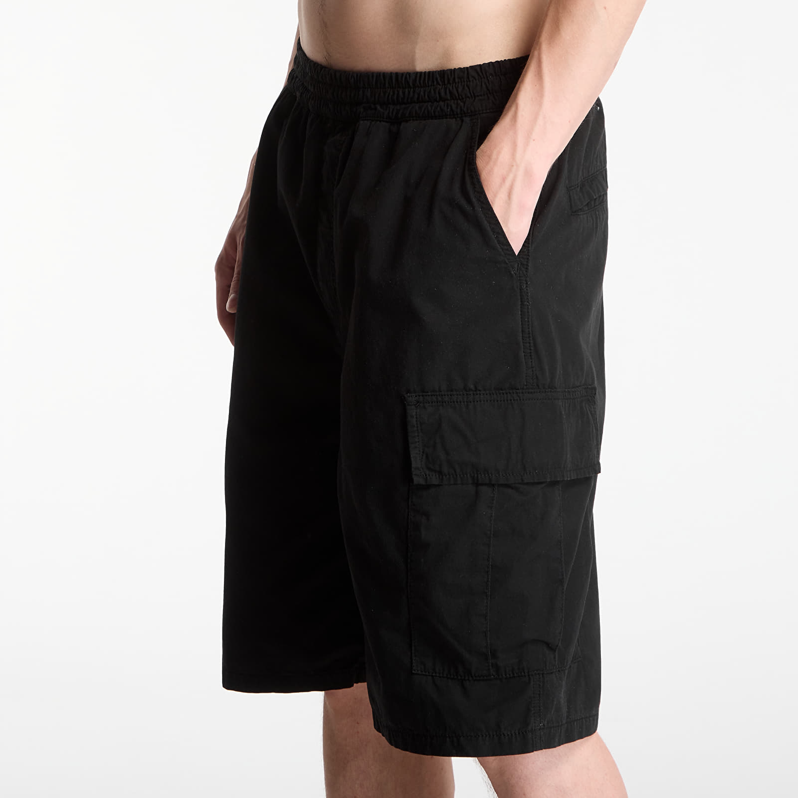 Kratke hlače  Carhartt WIP Mandler Cargo Short UNISEX Black Garment Dyed