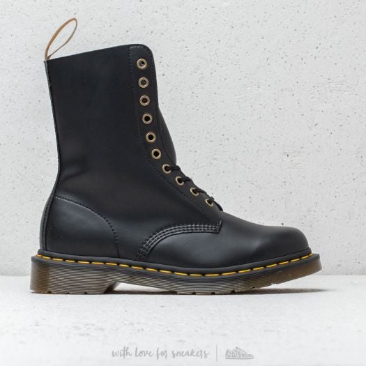 Dr martens hotsell vegan 1490