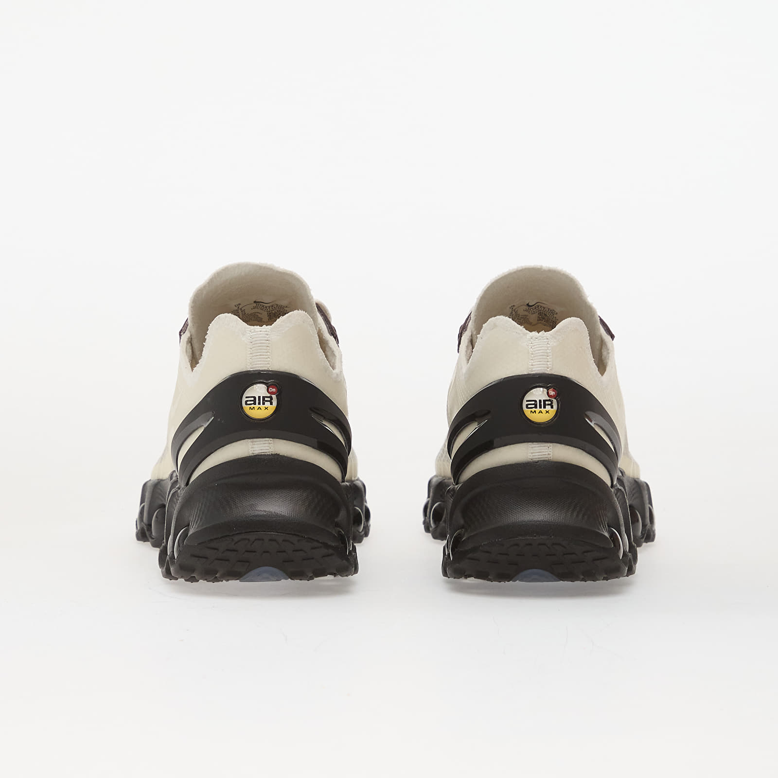 Skor för män Nike Air Max Dn8 Sail/ Platinum Tint-Black-Violet Ore