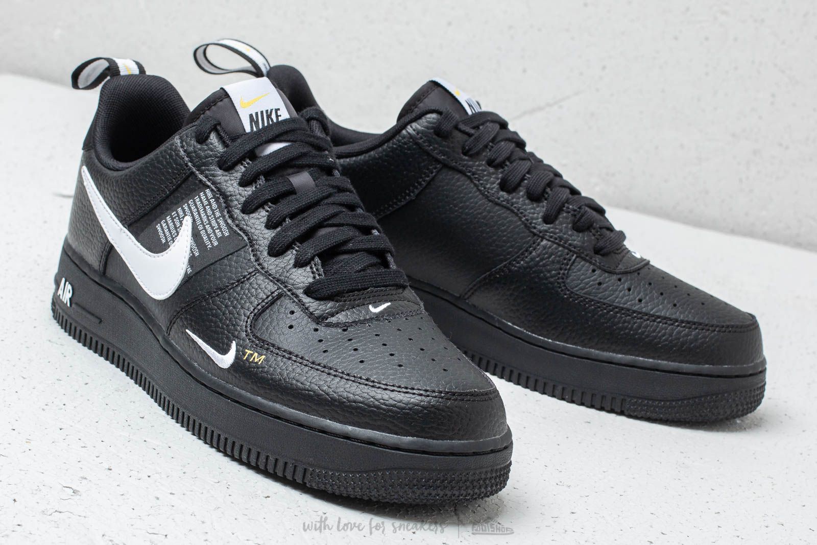 Shoes Nike Air Force 1 07 Lv8 Utility Black White Black Tour Yellow Footshop