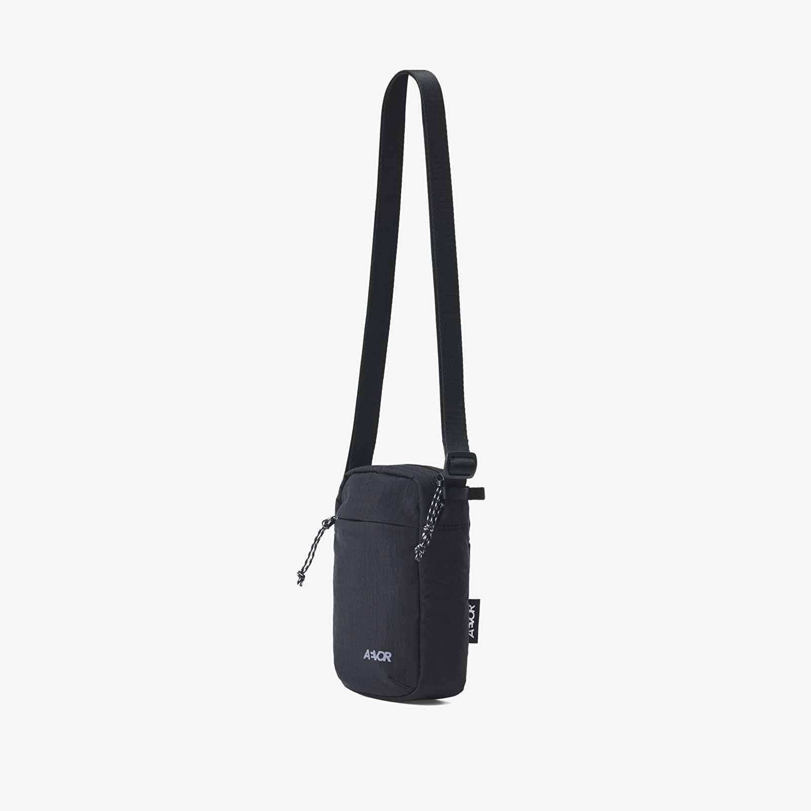 Miesten olkalaukut AEVOR Easy Ride Pouch Black