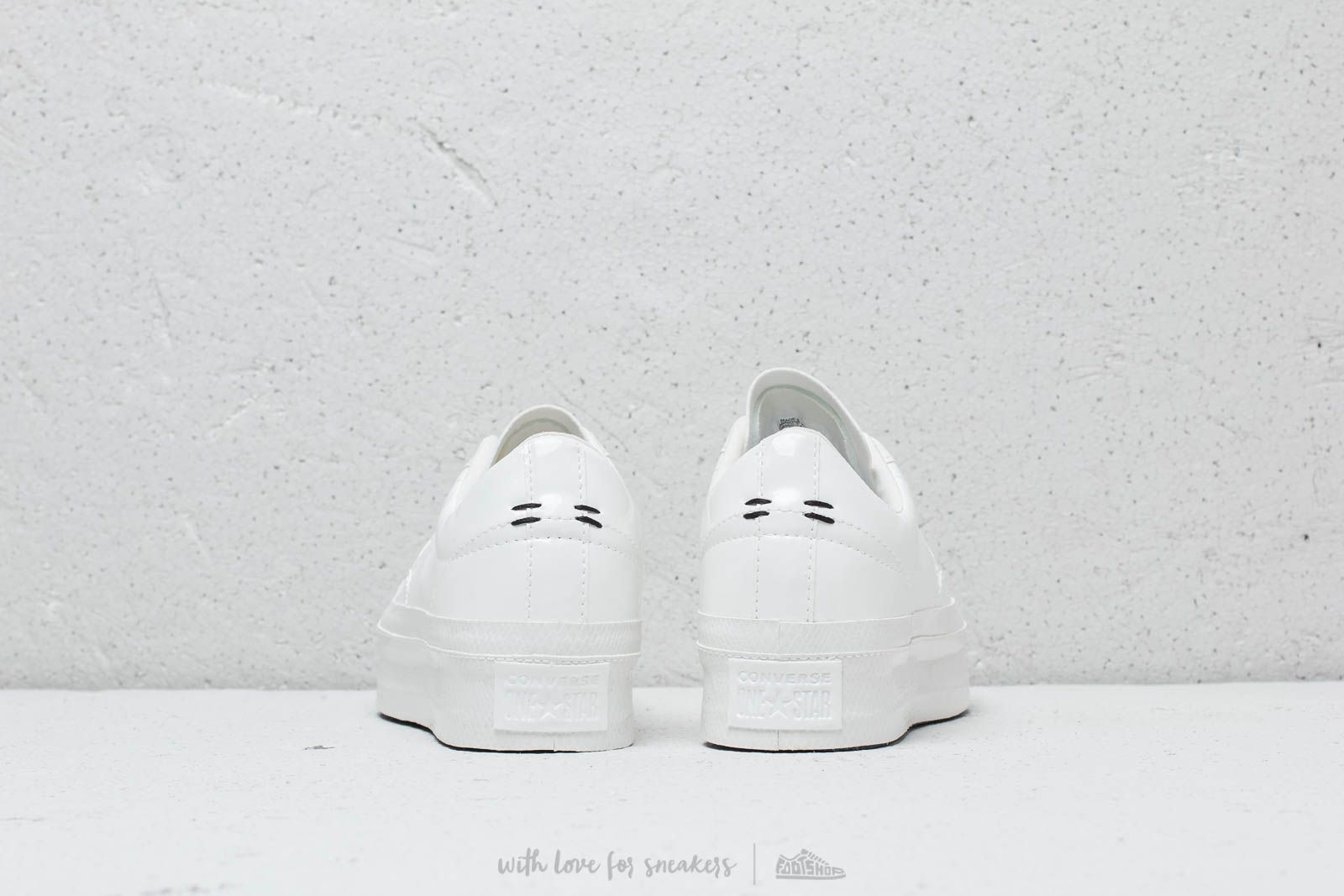 Converse one star platform ox vintage white sneakers 2025