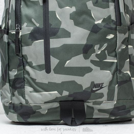 Nike green camo backpack best sale