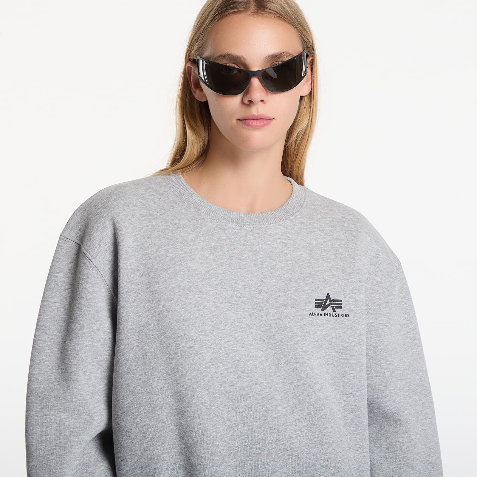 Hettegensere og sweatshirts Alpha Industries Basic Small Logo Sweatshirt Grey Heather