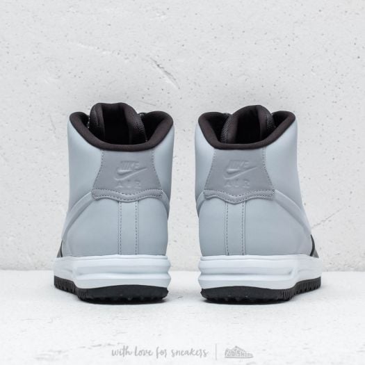 Lunar clearance force 18