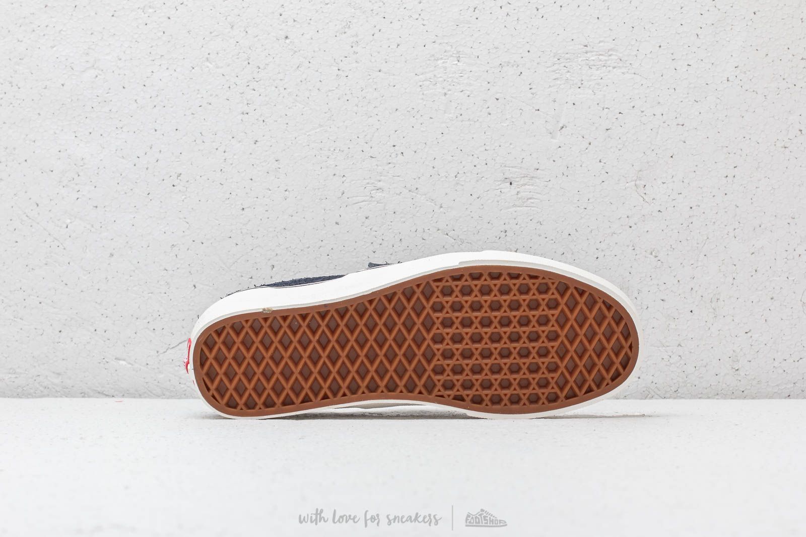 Meeste kingad Vans Classic Slip-On Hairy Seude Sky Captain/ Snow white