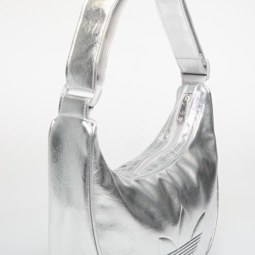 ぺんぎん adidas Adicolor Half Crescent Bag Metallic Pu Silver Met. | Footshop