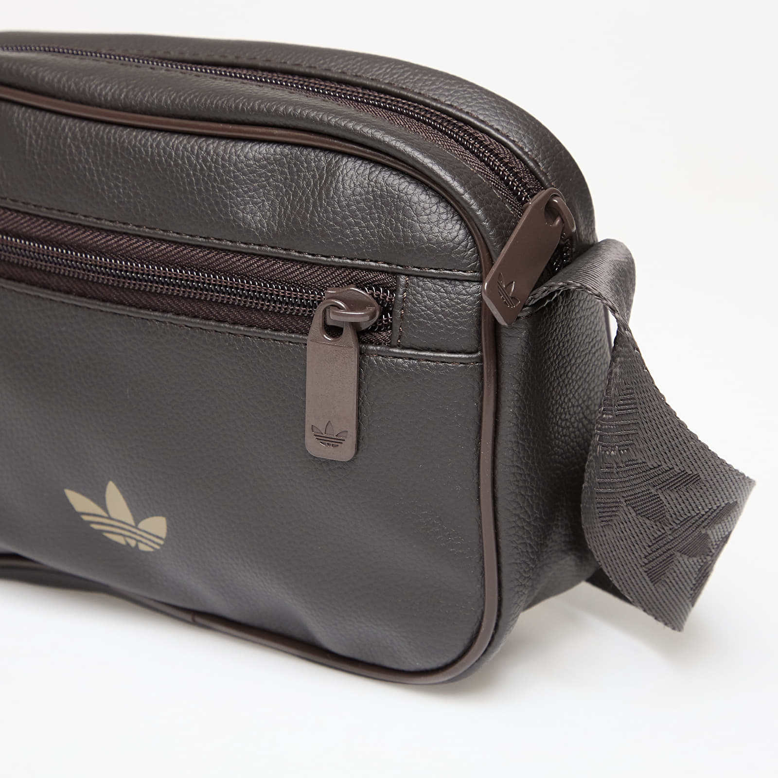 Crossbody bags adidas Adicolor Classic Mini Airliner Aurora Coffee