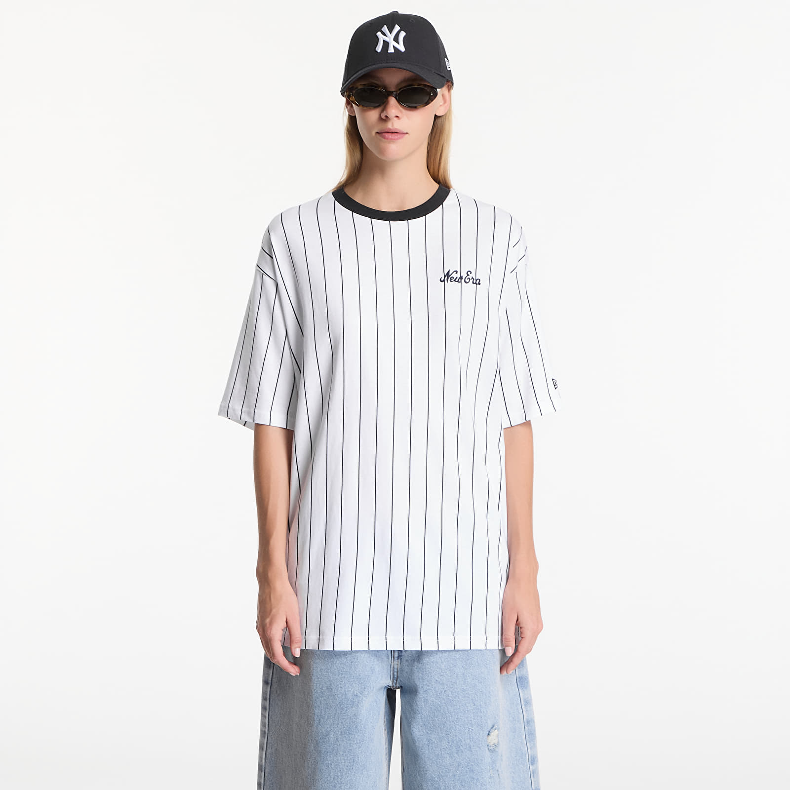 T-shirts New Era Pinstripe OS Tee UNISEX Optic White/ Navy
