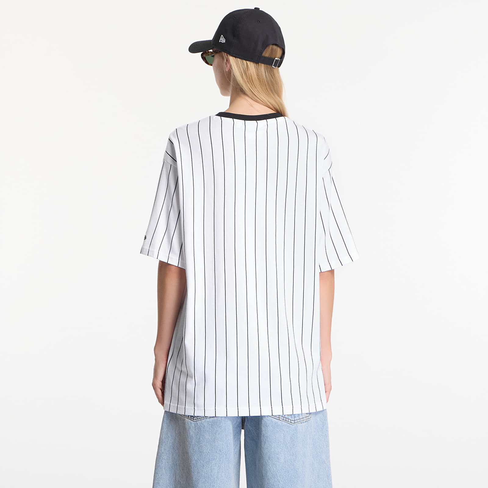 T-shirts New Era Pinstripe OS Tee UNISEX Optic White/ Navy