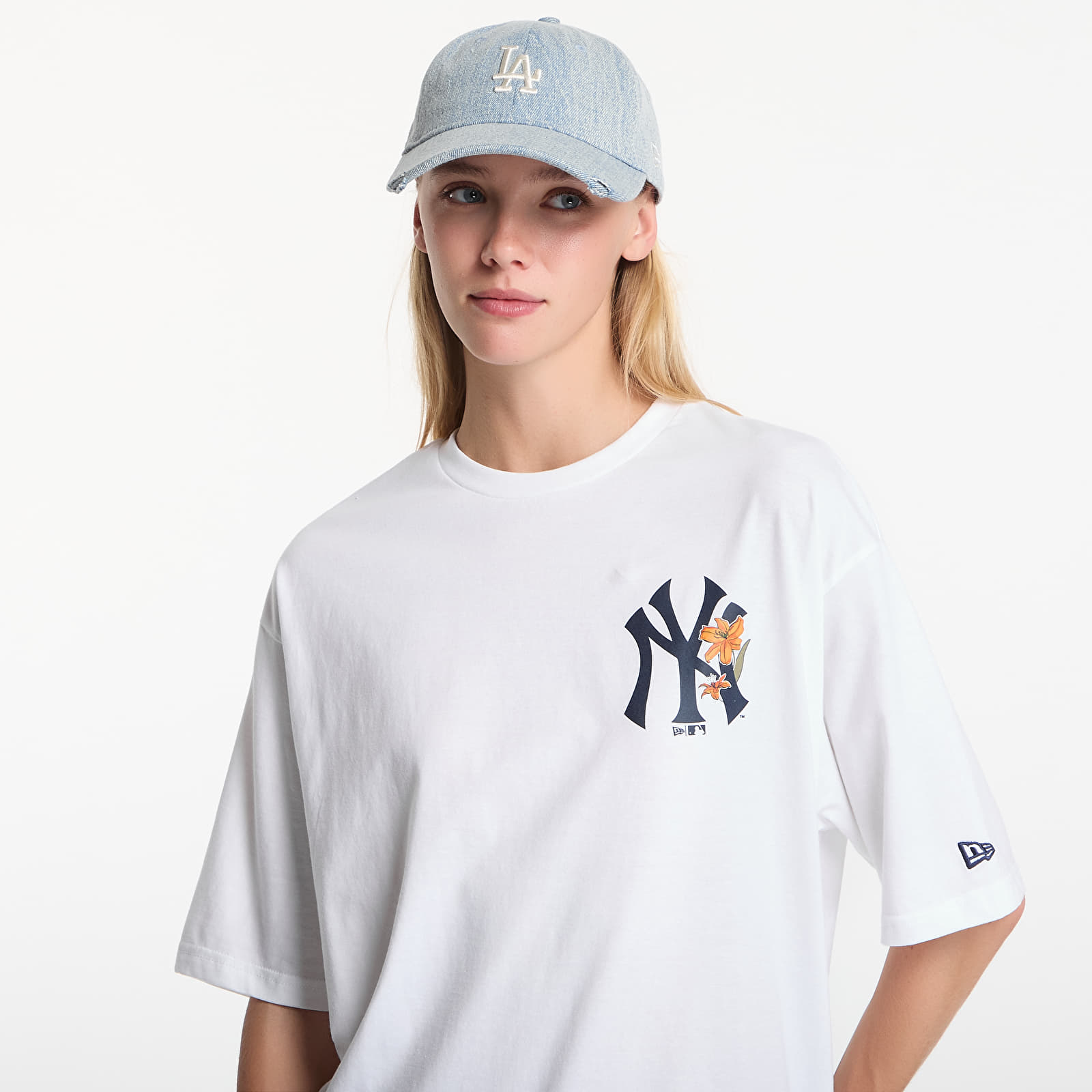 T-shirts New Era MLB Floral OS Tee New York Yankees UNISEX Optic White