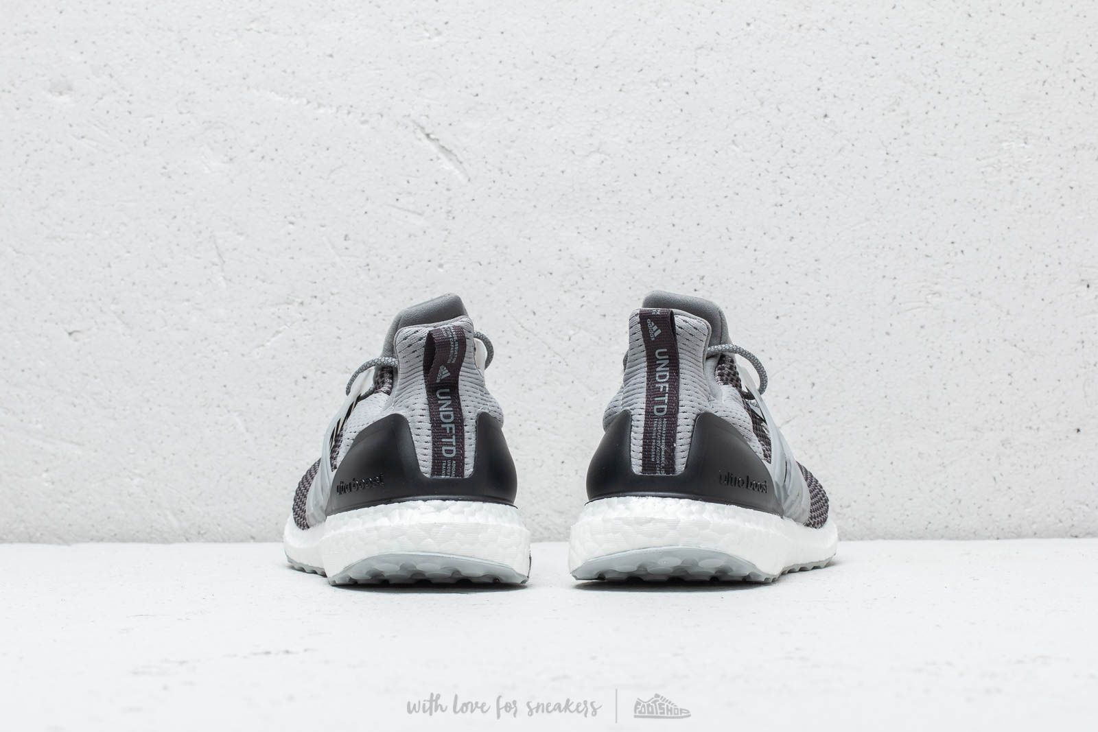Undefeated ultra shop boost clear onix