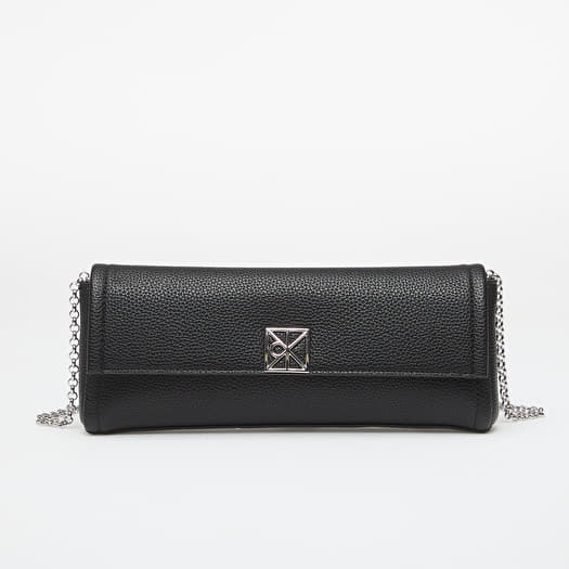 Ručna torbica Calvin Klein Emblem Hw Pebble Clutch Black