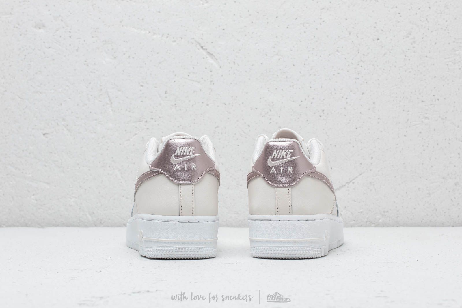 Women s shoes Nike Air Force 1 GS Phantom Metallic Red Bronze White Footshop