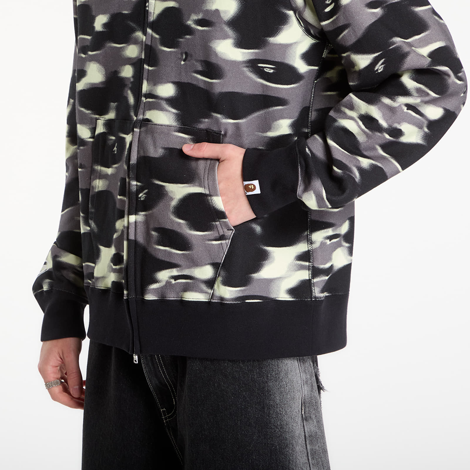 Sweatjacken und Sweatshirts A BATHING APE Screen Camo Shark Relaxed Fit Full Zip Hoodie Black UNISEX