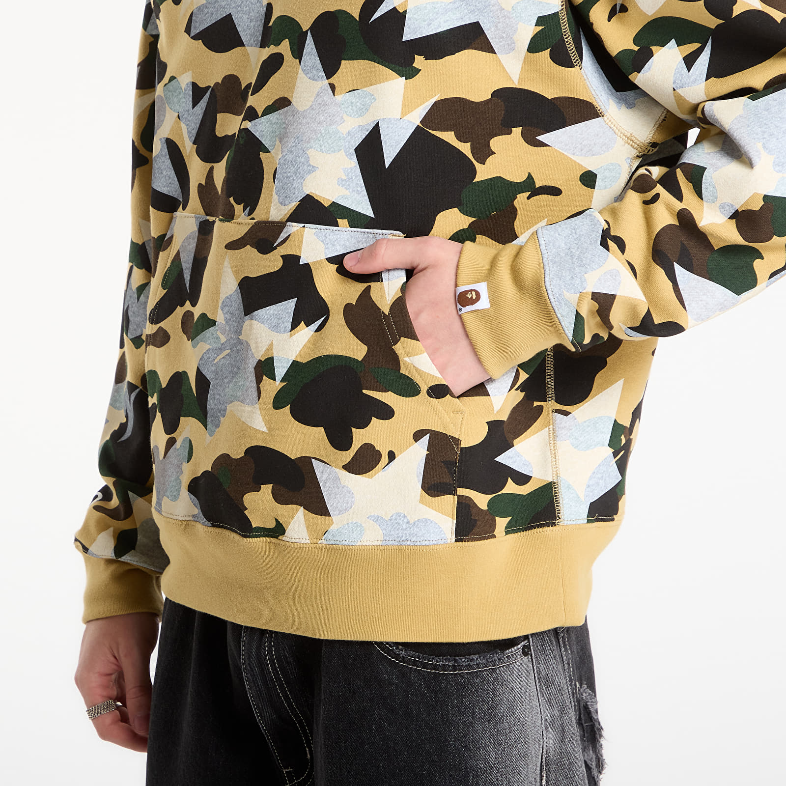 Sweatjacken und Sweatshirts A BATHING APE Sta Over Print 1st Camo Shark Cropped Fi Yellow UNISEX