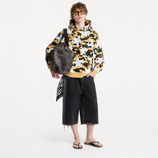 A BATHING APE Sta Over Print 1st Camo Shark Cropped Fi Yellow