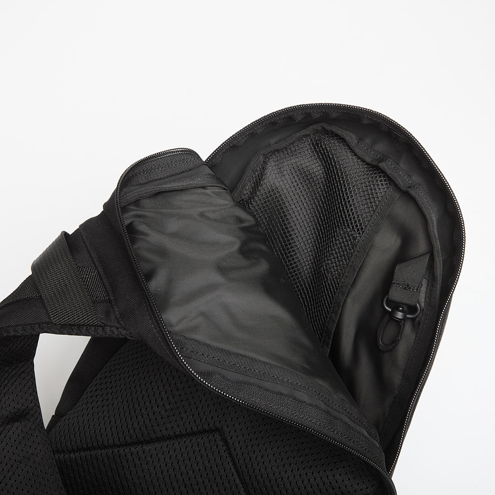 Sac à dos homme Carhartt WIP Kyle Sling Bag Black