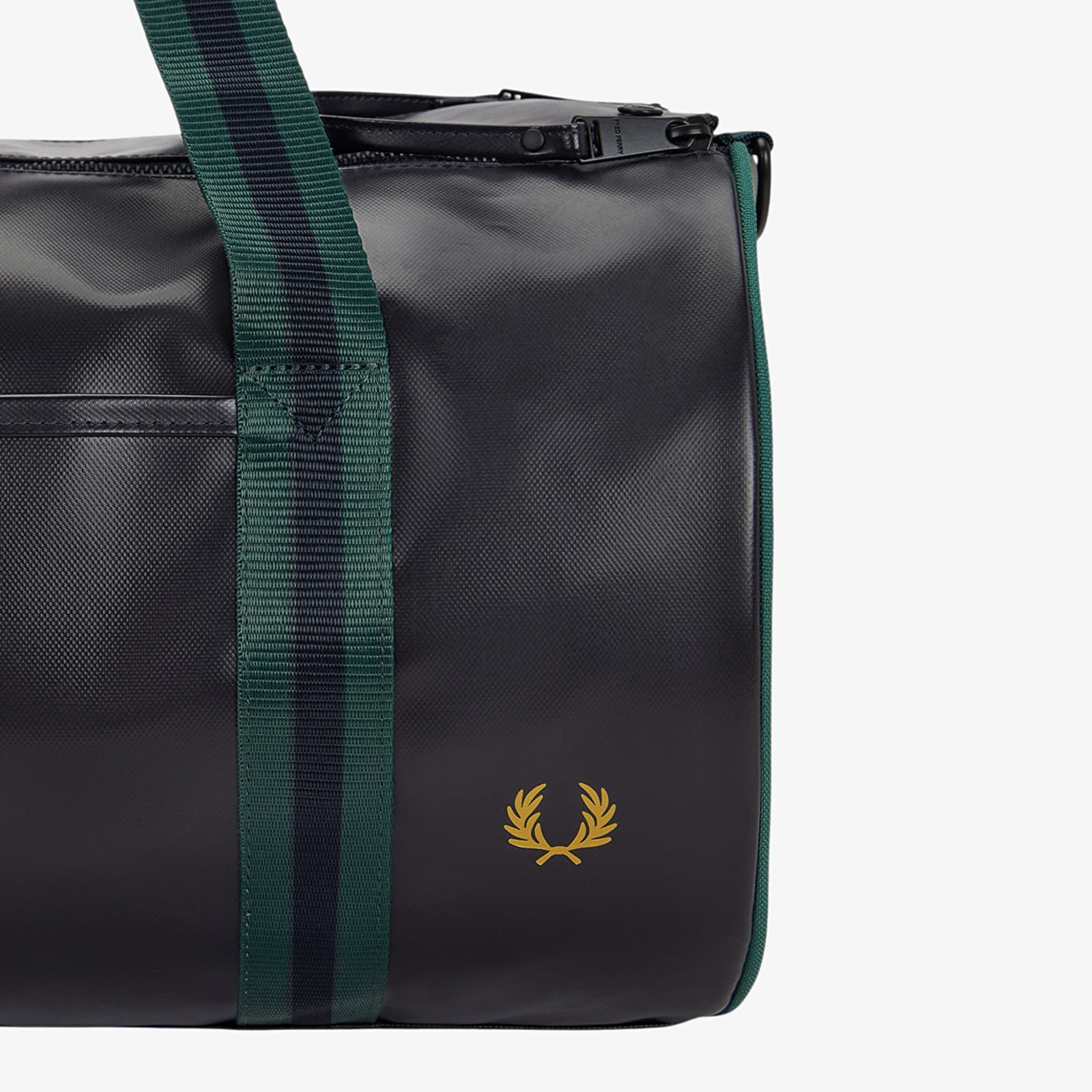 Сумки через плечо Fred Perry Classic Barrel Bag Navy / Grassroots
