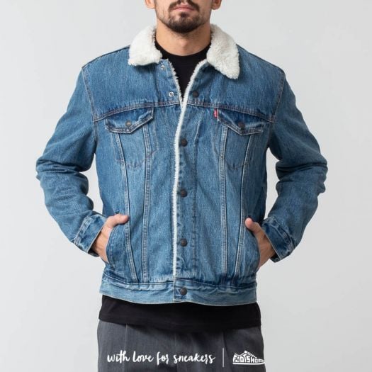 Levi's type 3 sherpa trucker jacket on sale