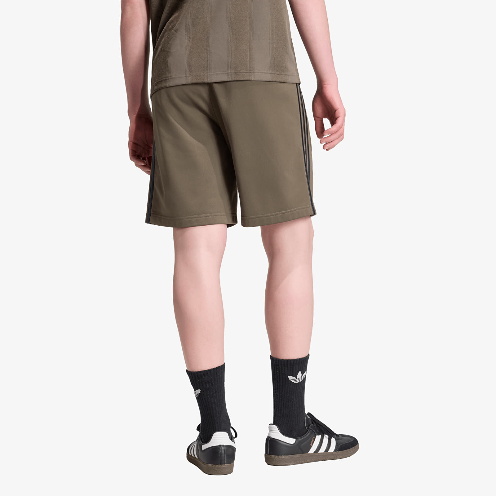 Rövidnadrágok adidas Firebird Shorts Branch