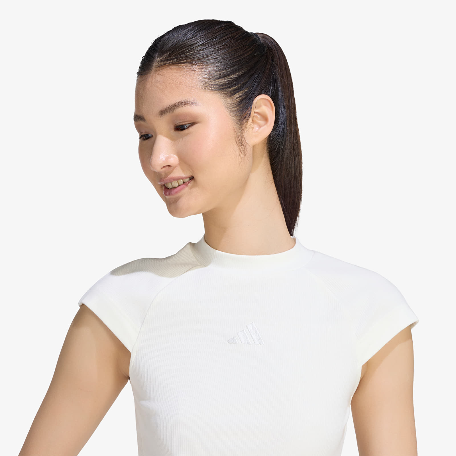 Trička adidas Kit Small Logo Rib T-Shirt Off White