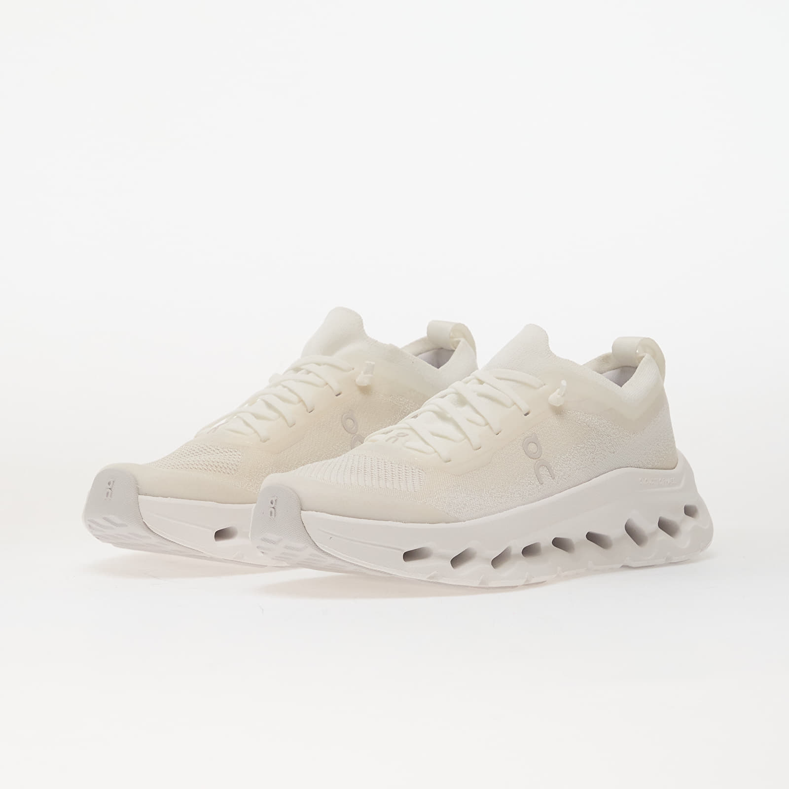 Chaussures et baskets femme On Cloudtilt Moon White/ Frost