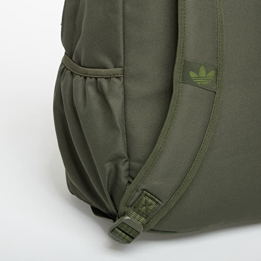 nike acg backpack 36 Aysén Day Pack (32L) a magnetic button closure Flambeau - 1002 Tuff Color:Anthracite/Black/White jansport