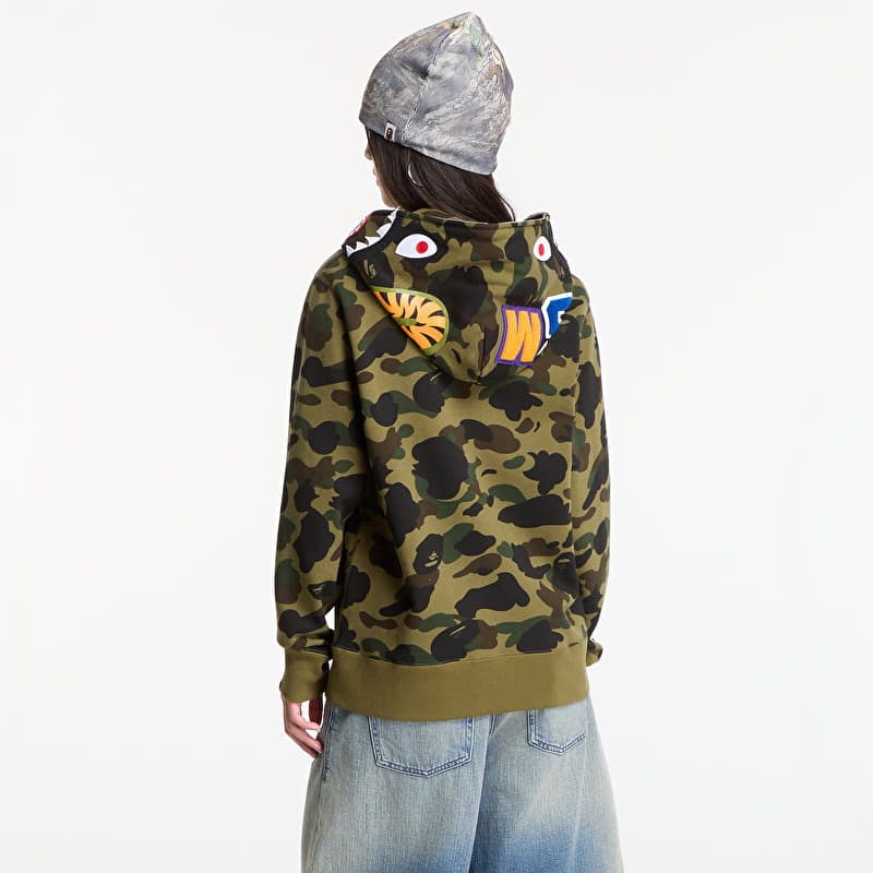 A BATHING APE 1st Camo Shark Full Zip Hoodie Green | Footshop