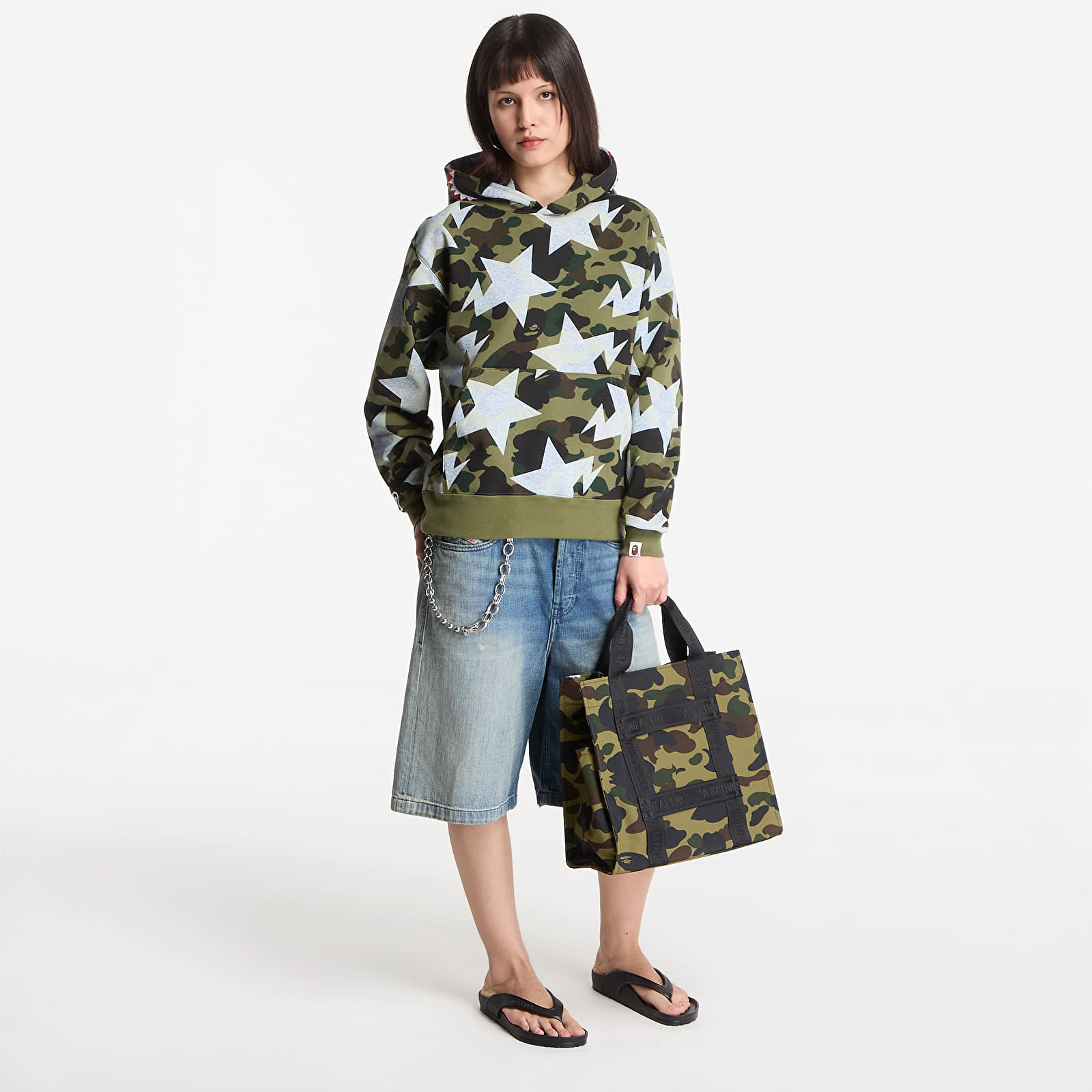 Hoodies and sweatshirts  A BATHING APE Sta Over Print 1st Camo Shark Cropped Fi Green UNISEX
