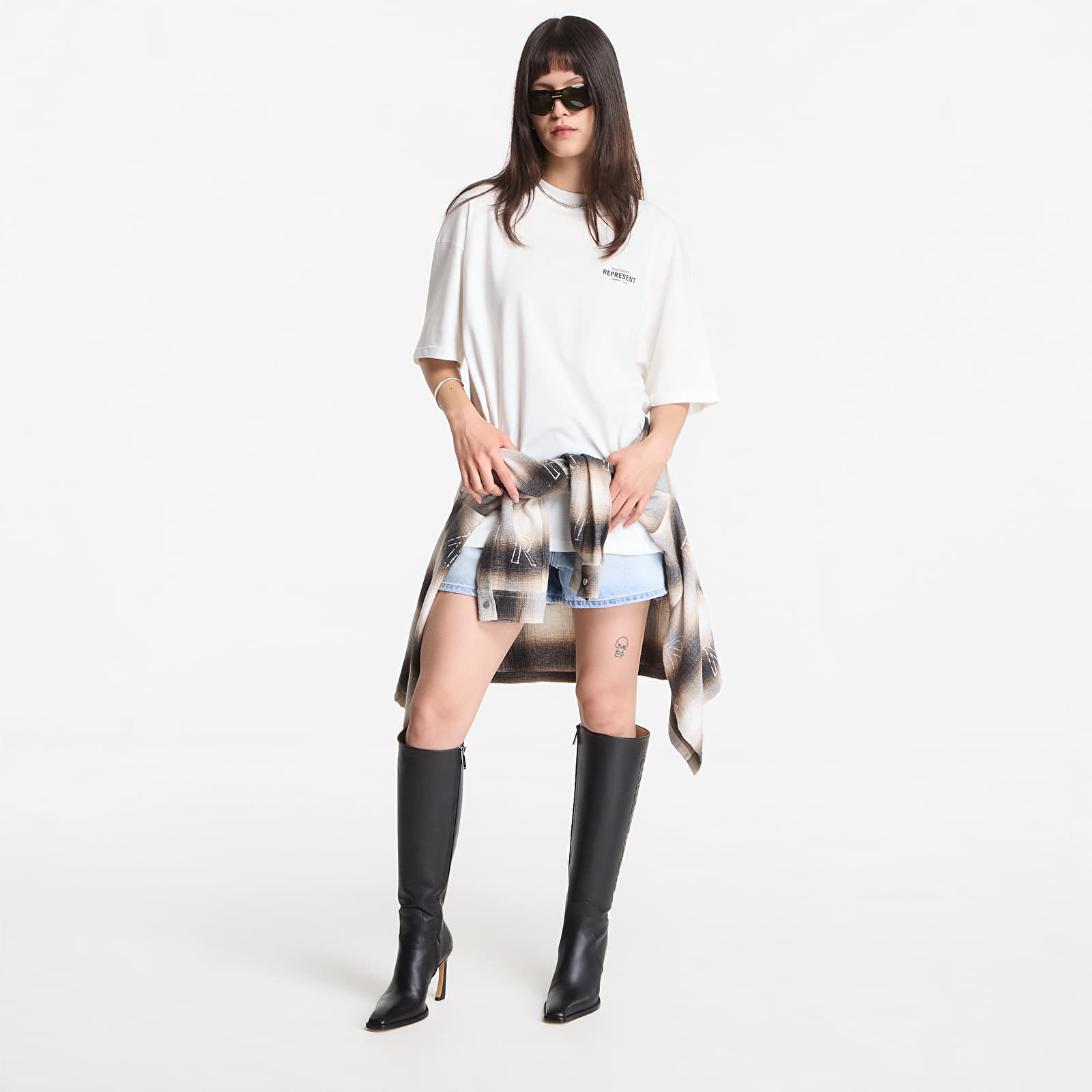 T-shirts Represent x Footshop Owners Club T-Shirt Flat White
