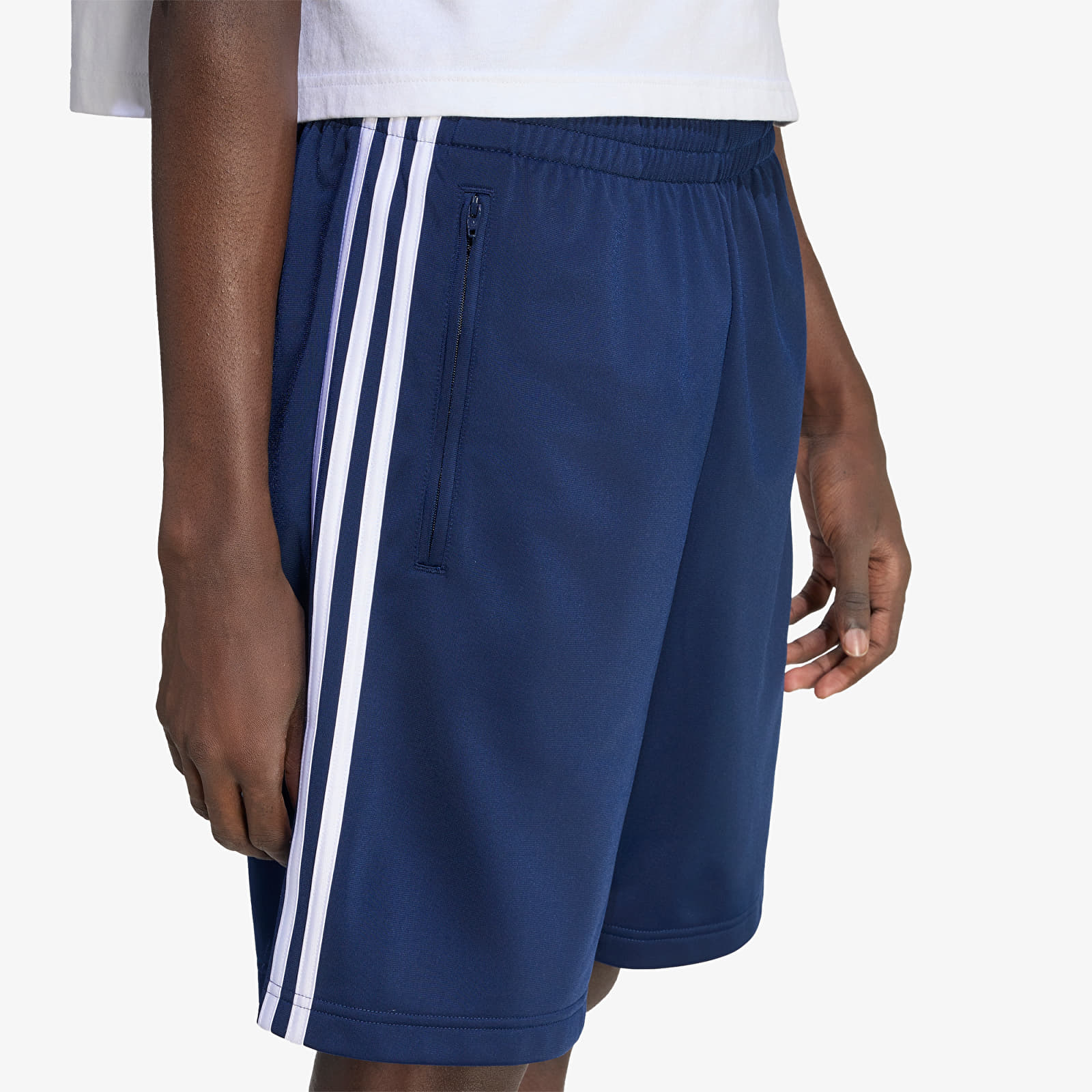 Férfi sortok adidas Firebird Shorts Night Indigo