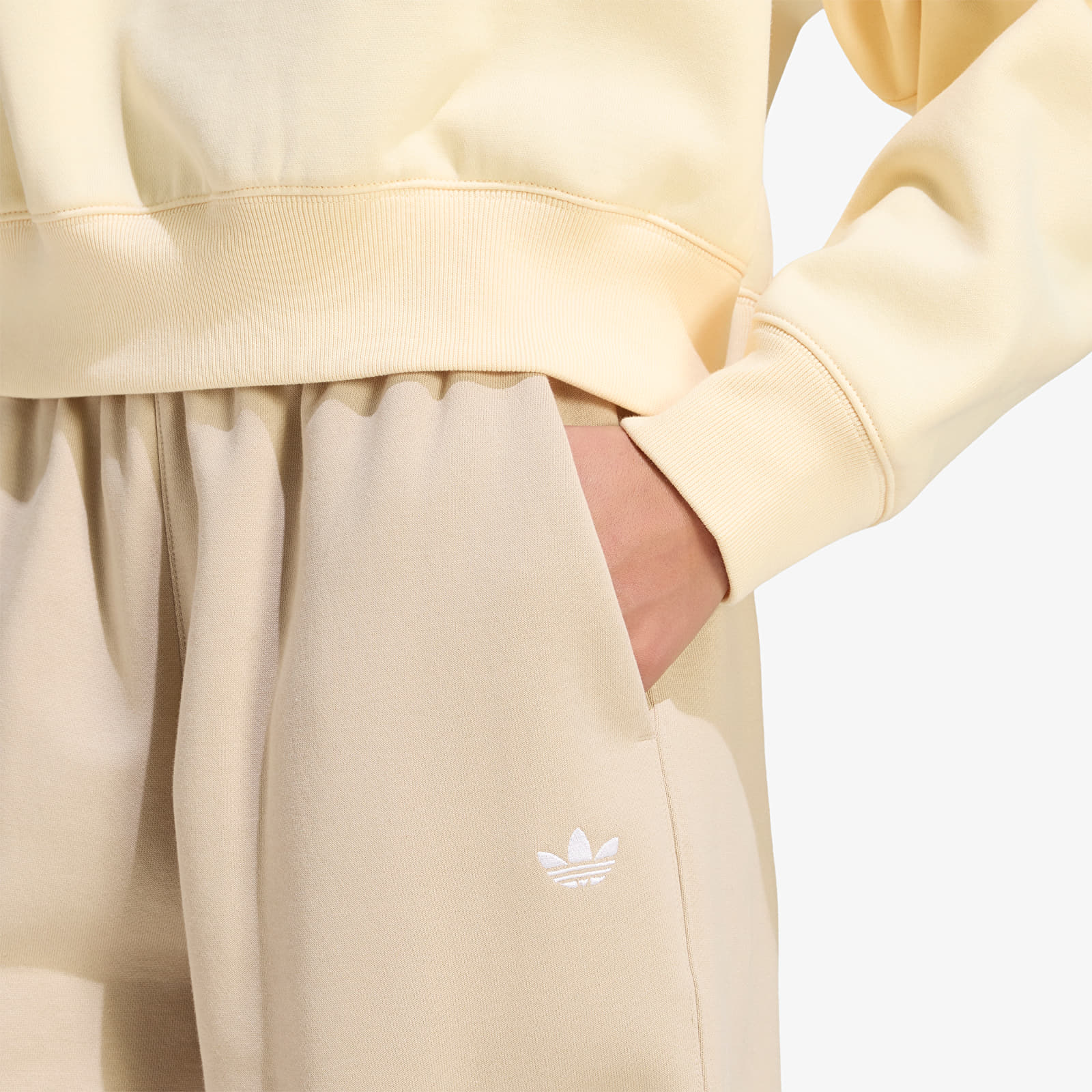 Women's sweatpants adidas Essentials Loose Fleece Joggers Khaki Three