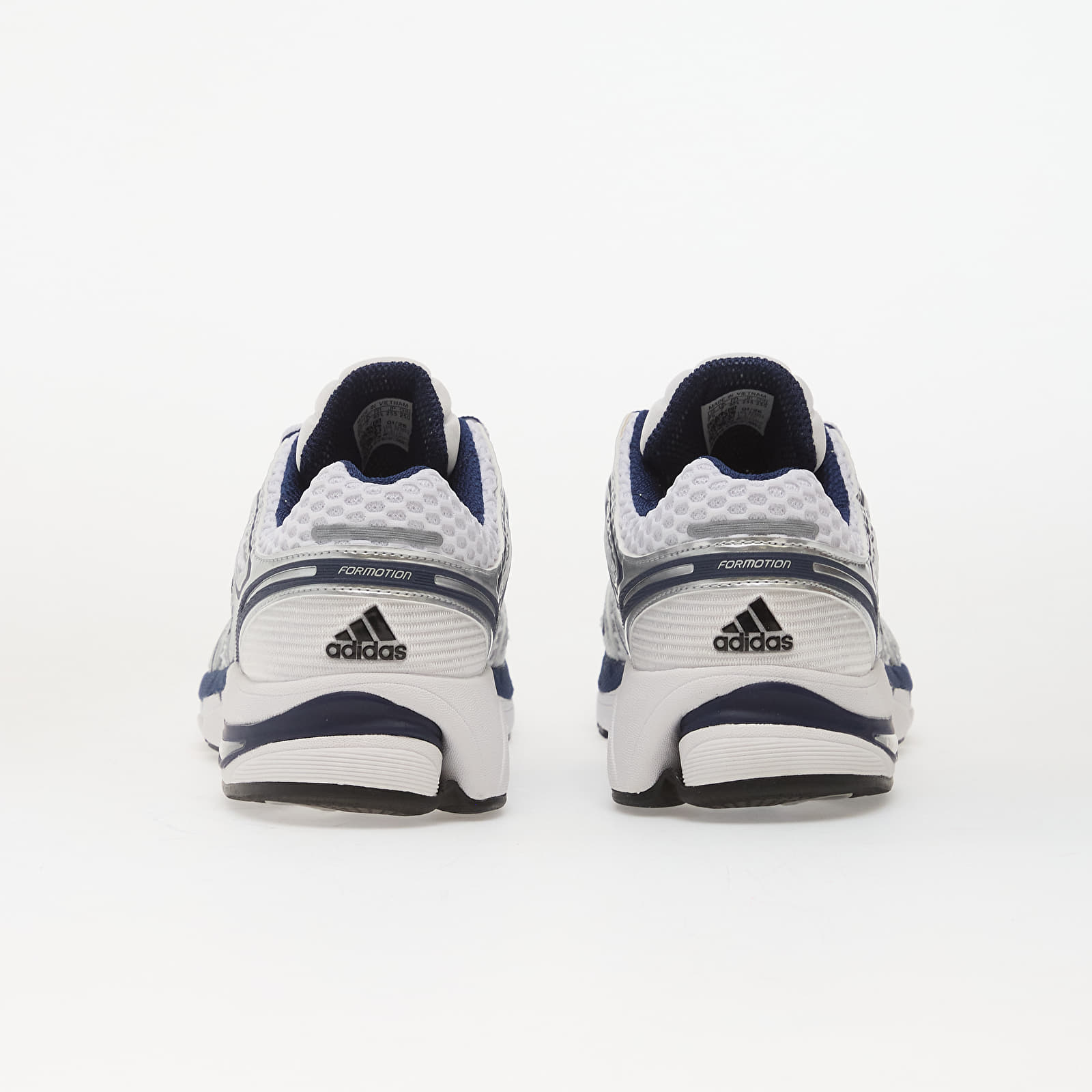 Herenschoenen adidas Adistar Control 5 Ftwr White/ Core Black/ Dark Blue