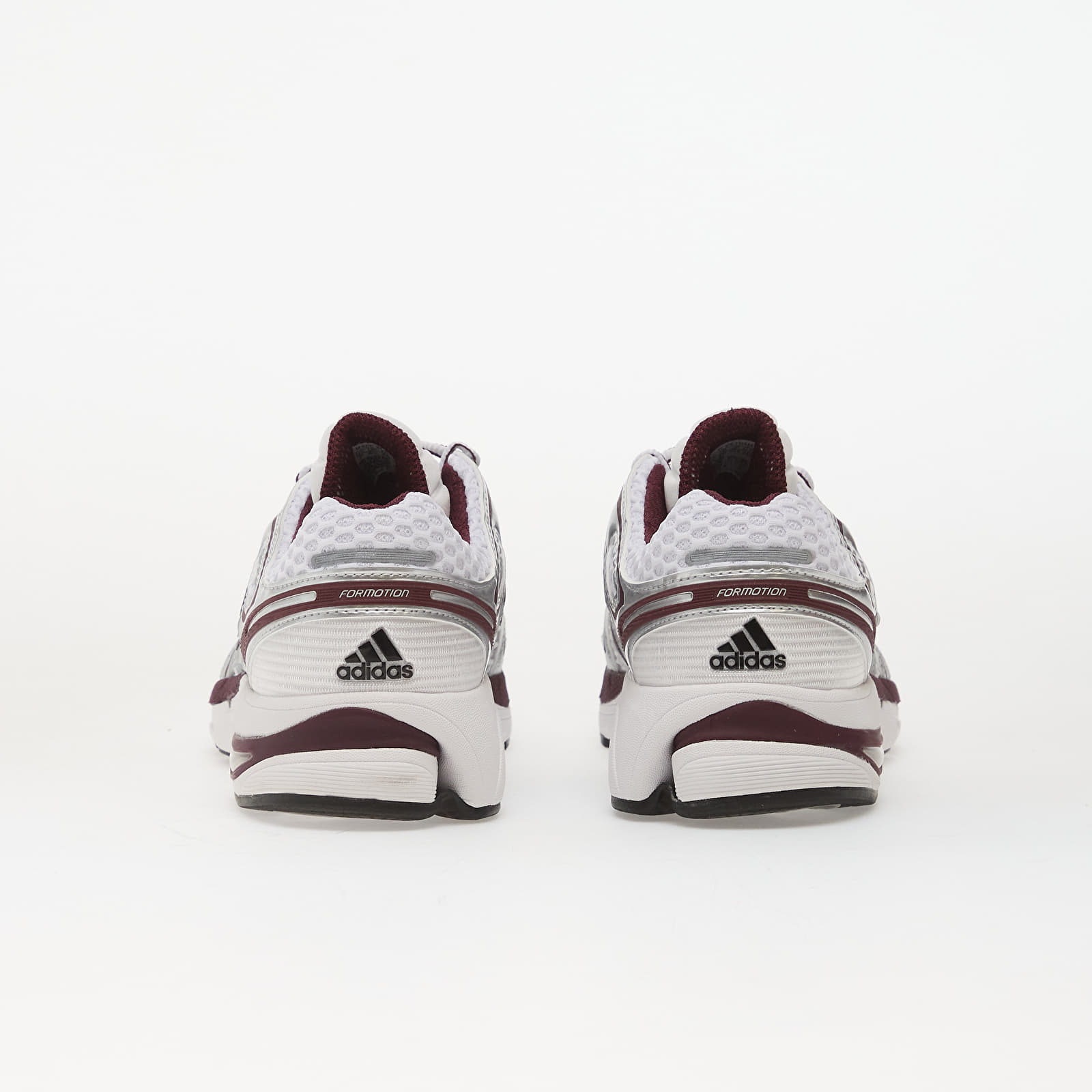 Herenschoenen adidas Adistar Control 5 Ftwr White/ Core Black/ Maroon