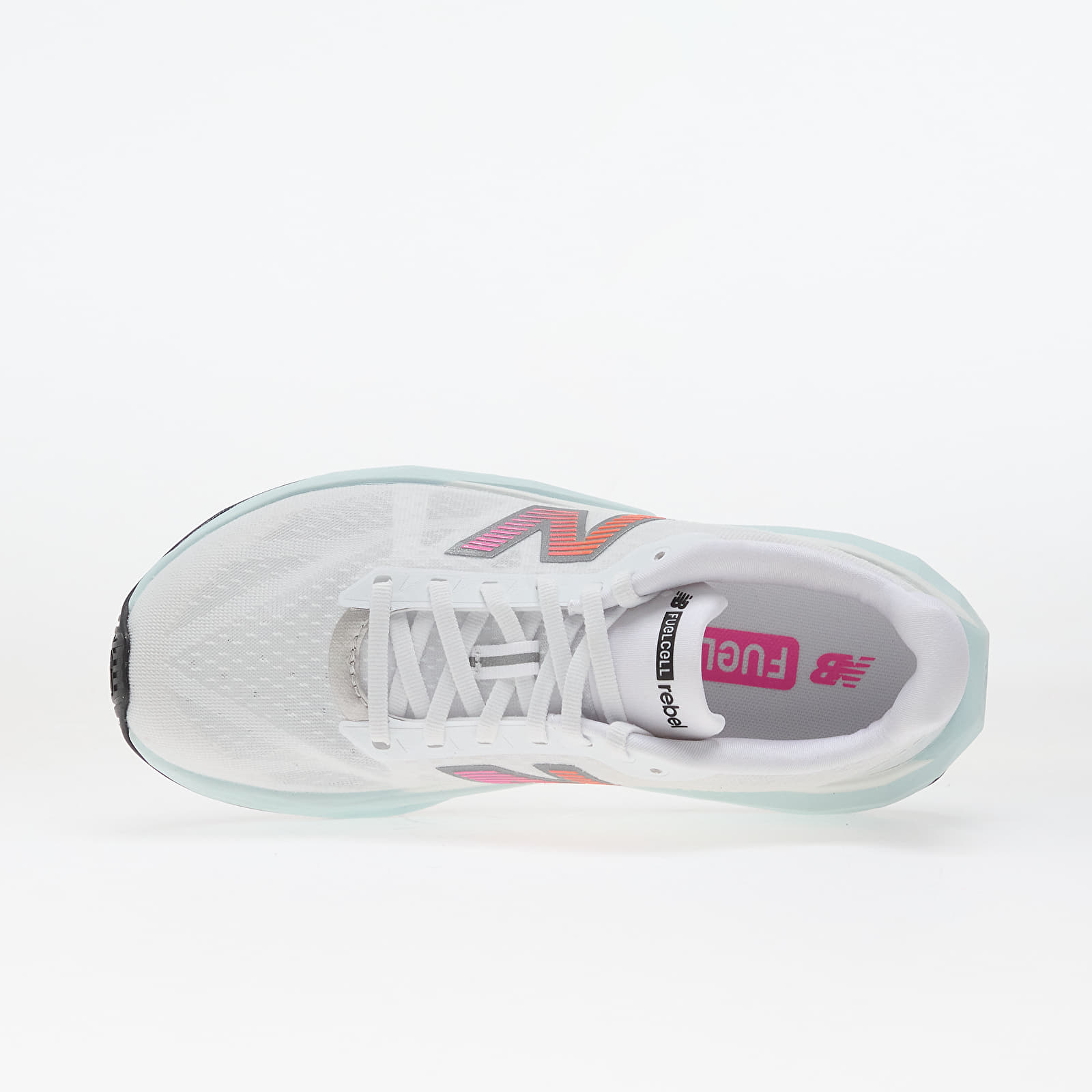 Chaussures et baskets femme New Balance Fuel Cell Rebel v5 White/ Pink Heat/ Glint Blue