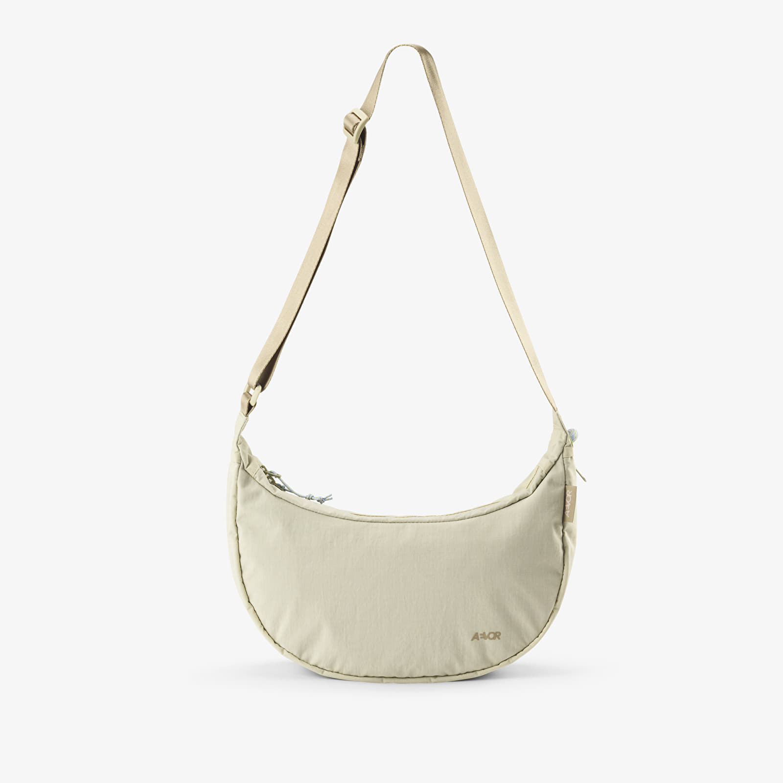 Мужские сумки через плечо AEVOR Sling Bag Off-White