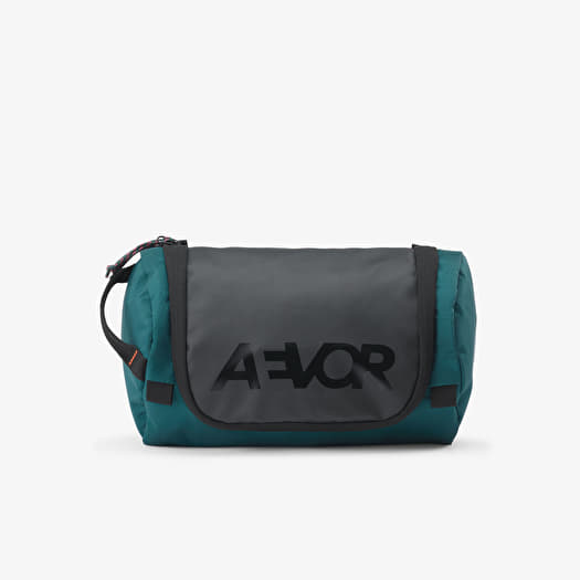 AEVOR Wash Pack Proof Evergreen